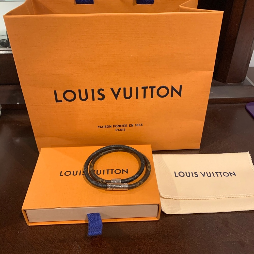 LV Double Keep It Bracelet Split